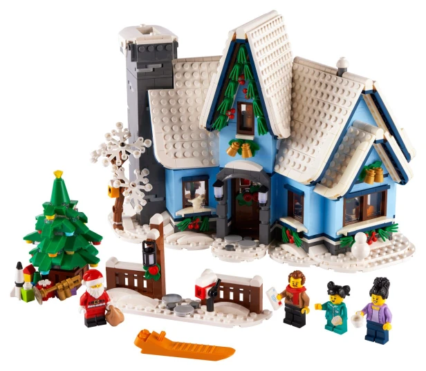 lego-10293-1.jpg