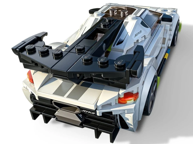lego-76900-5.jpg